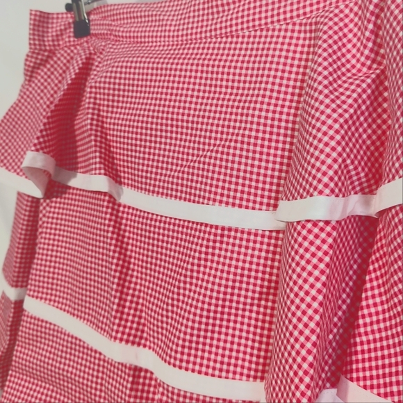 Hand Stitched Half Apron - Vintage by Candy's Aprons - Picture 2 of 6